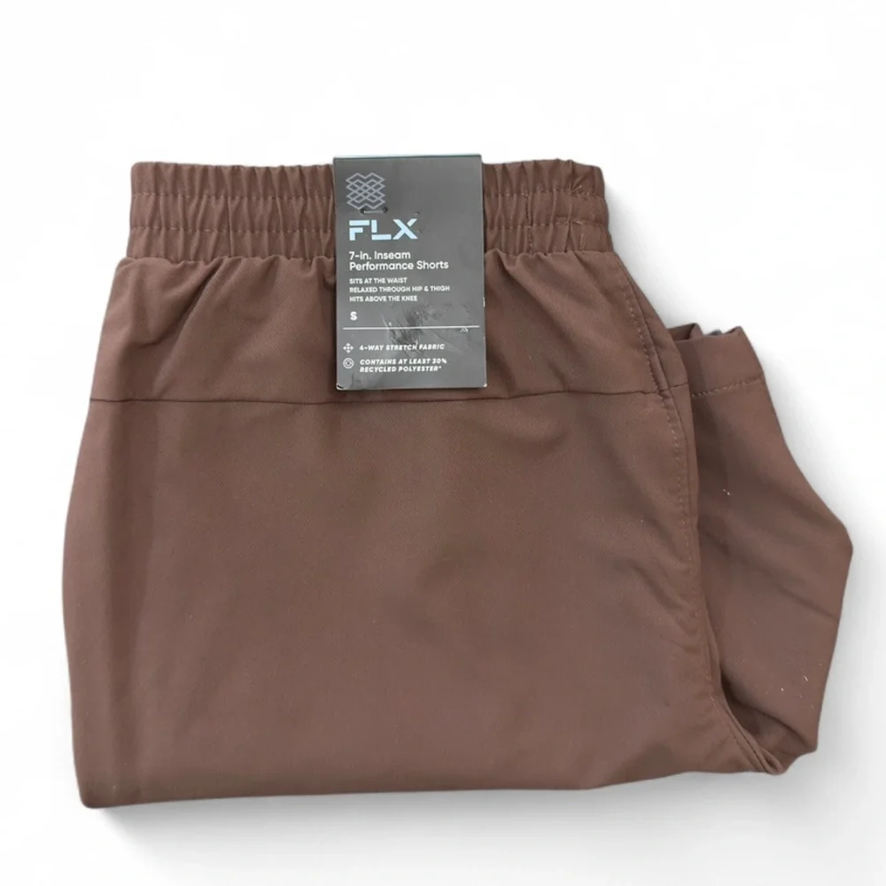 Brown Athletic Performance 7-in Inseam Shorts Size Men’s Small (NWT)